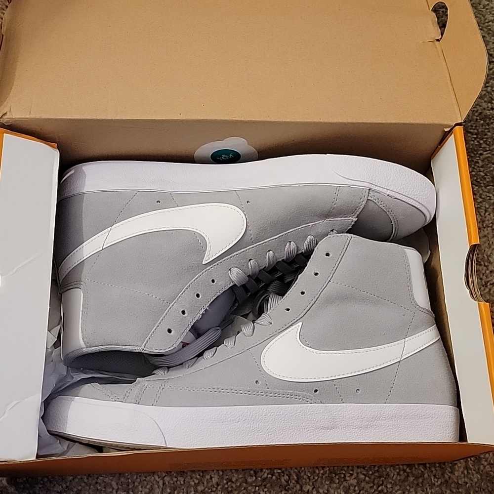 Blazers 77 mids